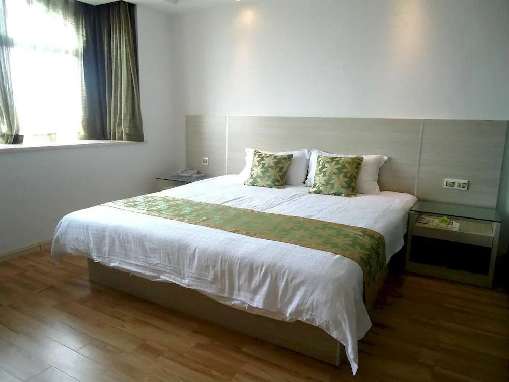 Greentree Alliance Beihai Guangdong Road Shangyejie Hotel