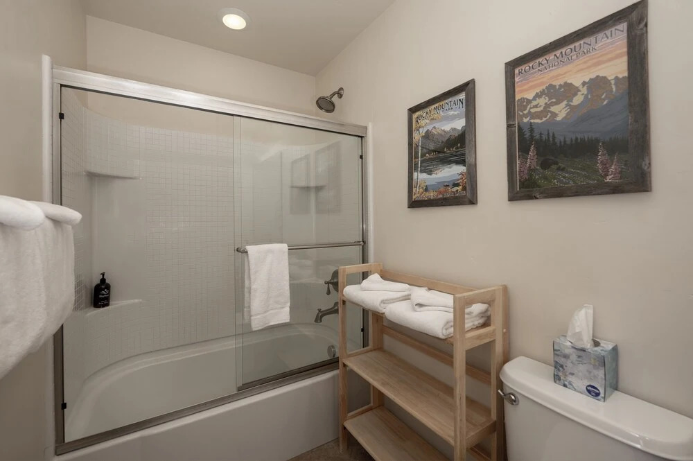 Trailhead Lodge 734 2 Bedroom Condo by RedAwning