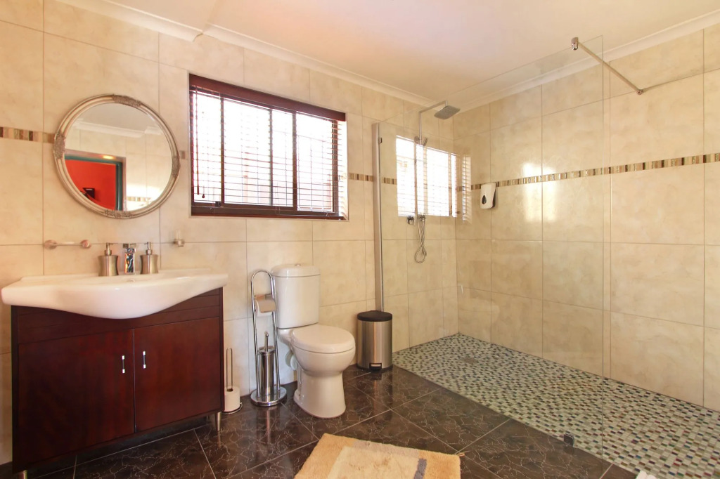 40 Winks Guest House Green Point Cape Town