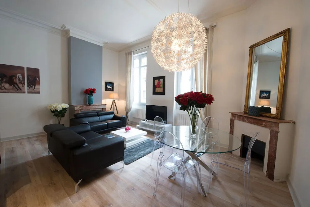 Design Smart Flat Bordeaux