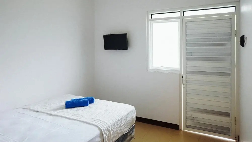 RedDoorz Syariah near RSUD Mataram Lombok 2