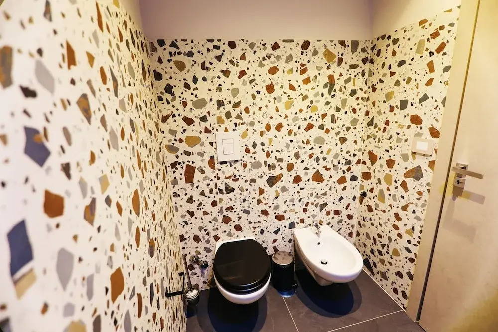 Noah Gate Hotel & Suites