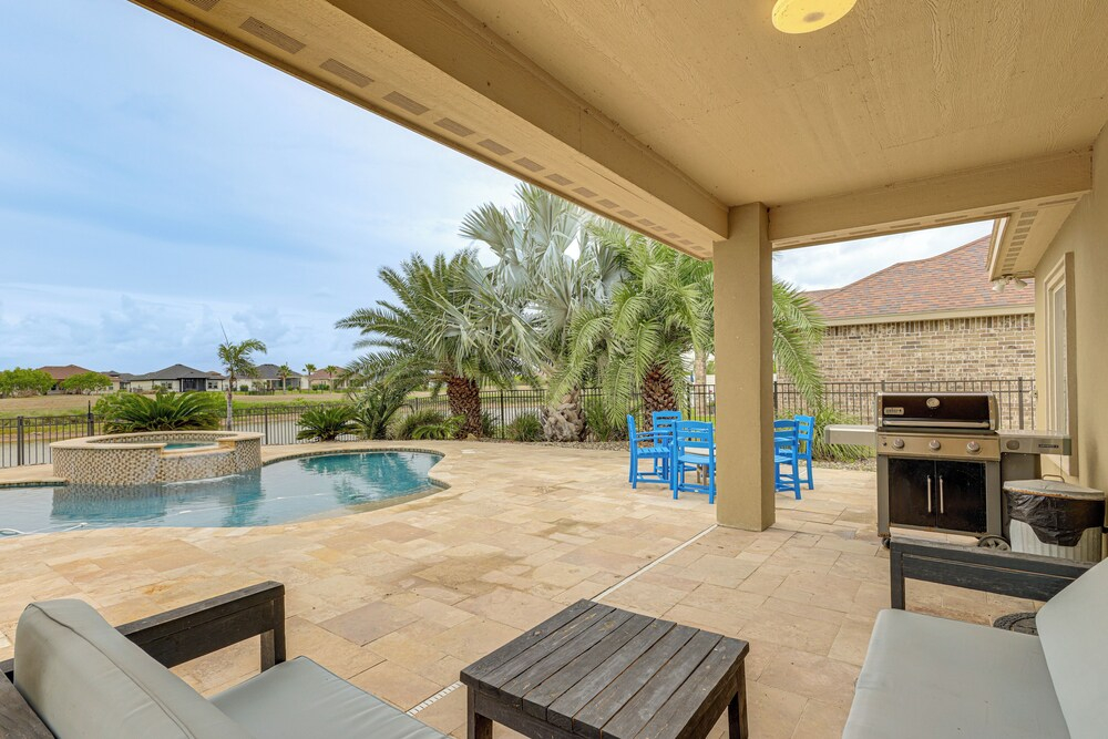 Laguna Vista Resort-style Home, Private Pool & Spa