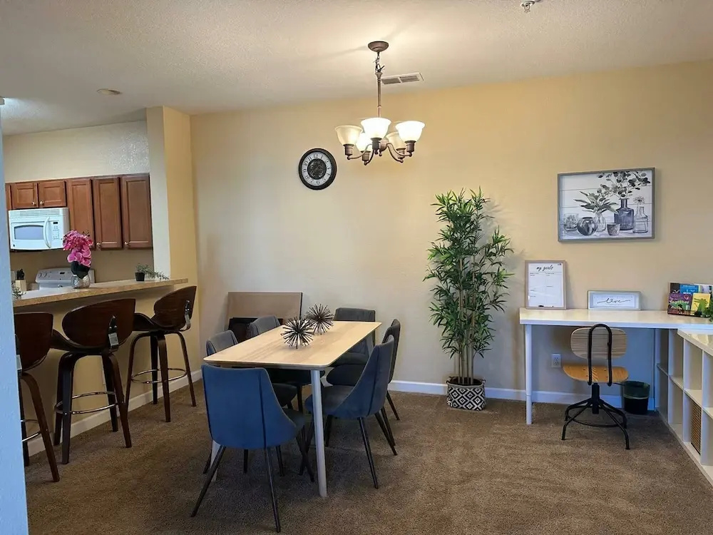 Cozy Condo Just a few Minutes From Disney