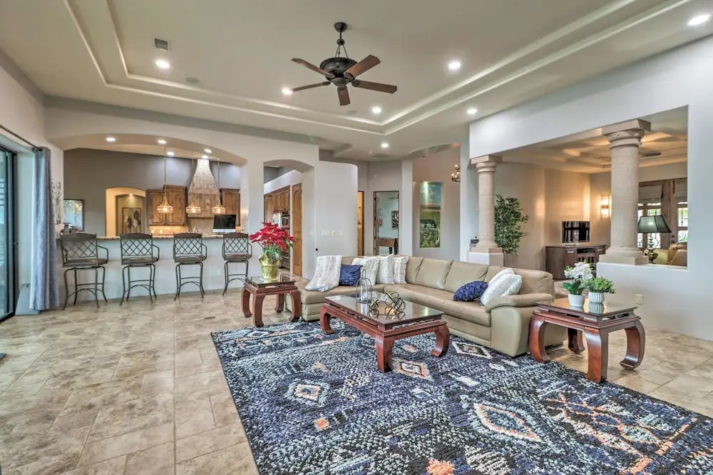 Pool and Spa! Phoenix Mansion Near Spring Training