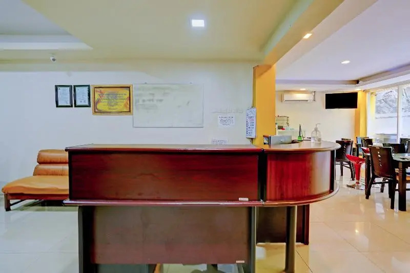 OYO 90177 Hotel Pahlawan