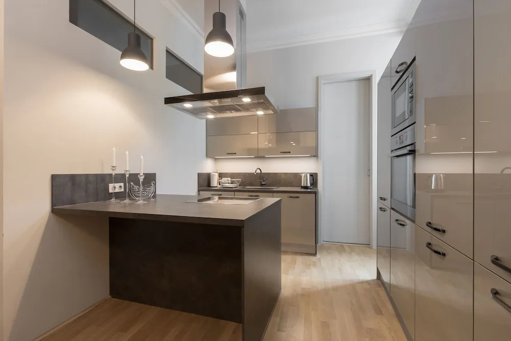 Luxury and Style Grand Apartment