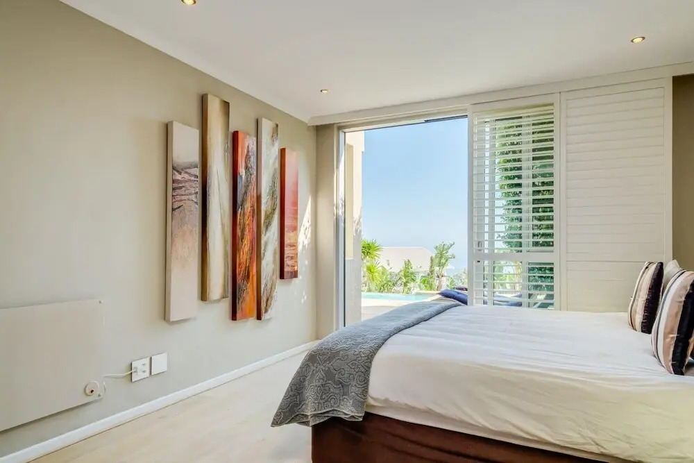 Holiday Apartment in Secure Camps Bay Complex With Private Pool Calico
