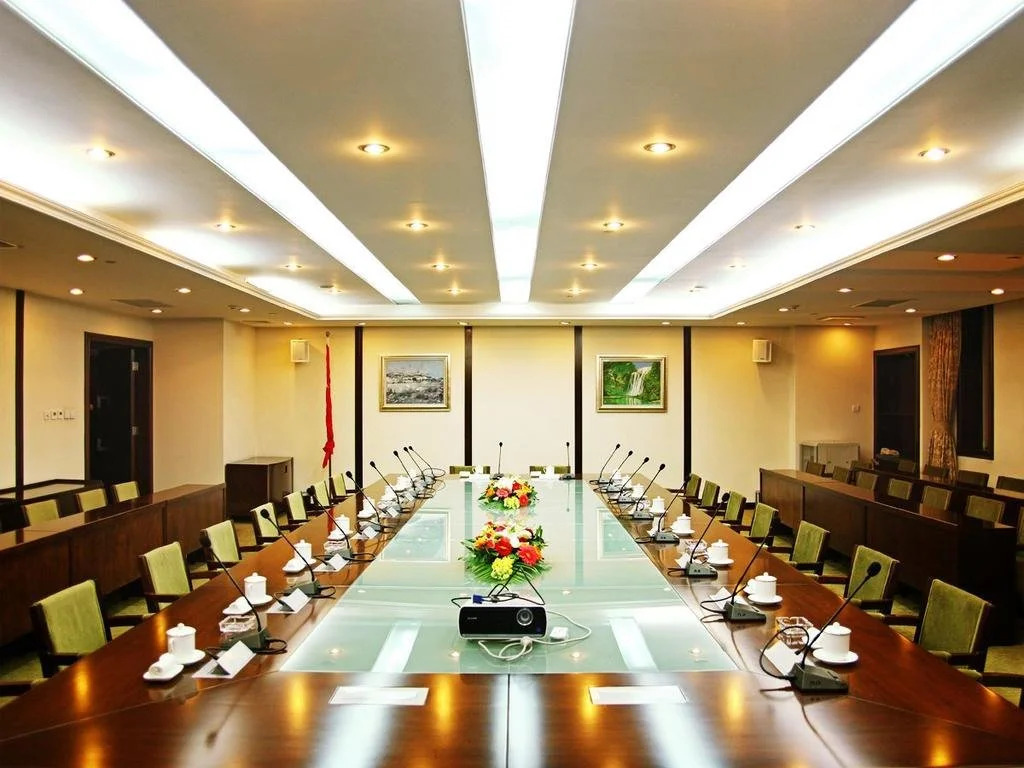Beijing Luhong Hotel