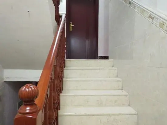 YuJu Hotel