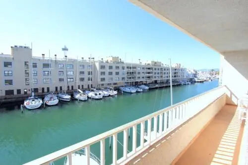 Port Moxo 73 - 10955