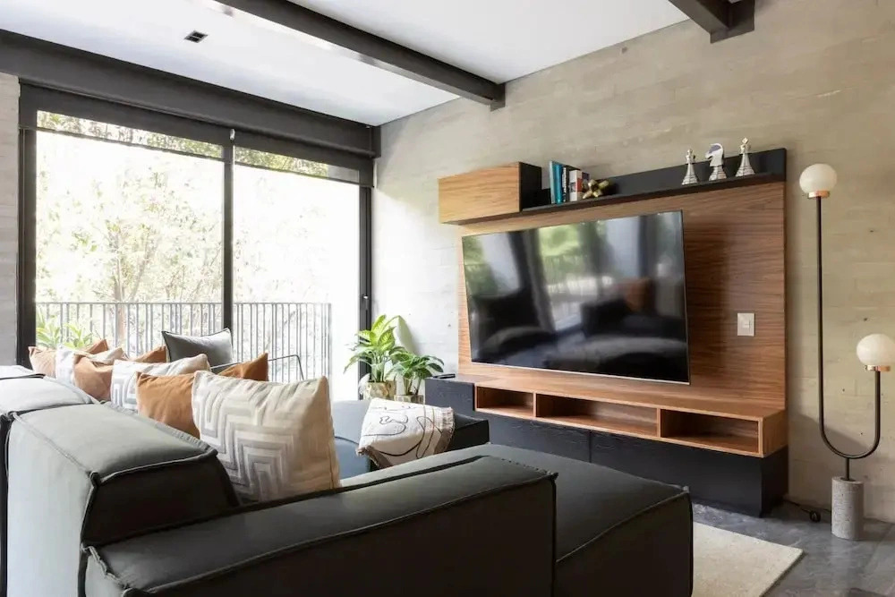 Capitalia Simply The Best Condo