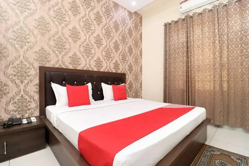 Samrat Regency By OYO Rooms