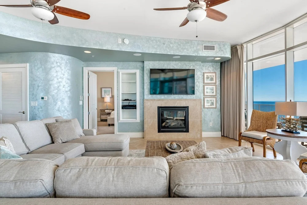 Turquoise C1009
