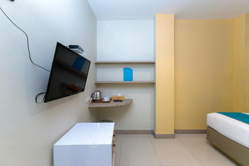 OYO 3735 Liv Hotel