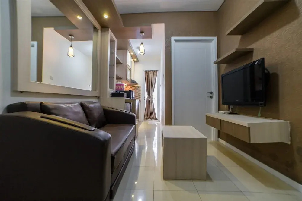 Serene & Cozy Apartment at Parahyangan Residences