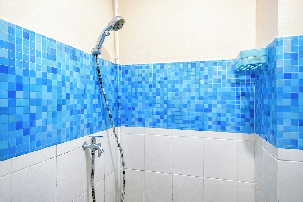 Cozy With Contemporary 2Br Space At Apartment Bogor Valley