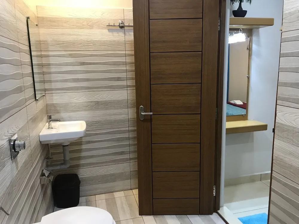 MehaKira Holiday Inn