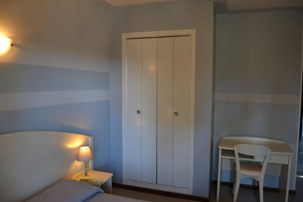 Hotel Cyrnea