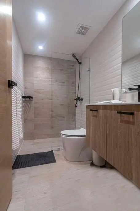 1BR in District Apt @Downtown W/ Pool+Gym+Terrace