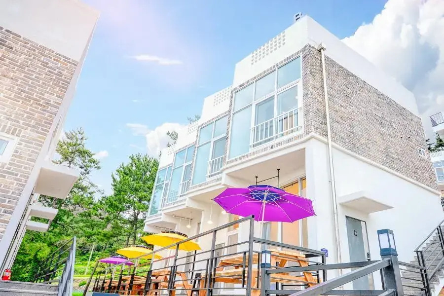 Yeosu Nangman J Plus Pension