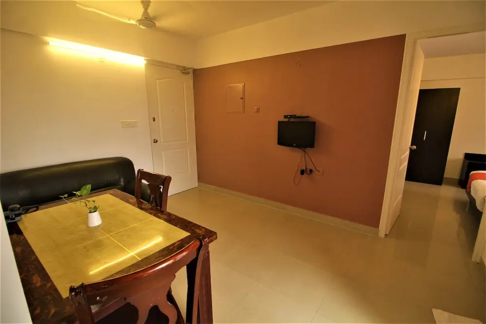 EZ Suites