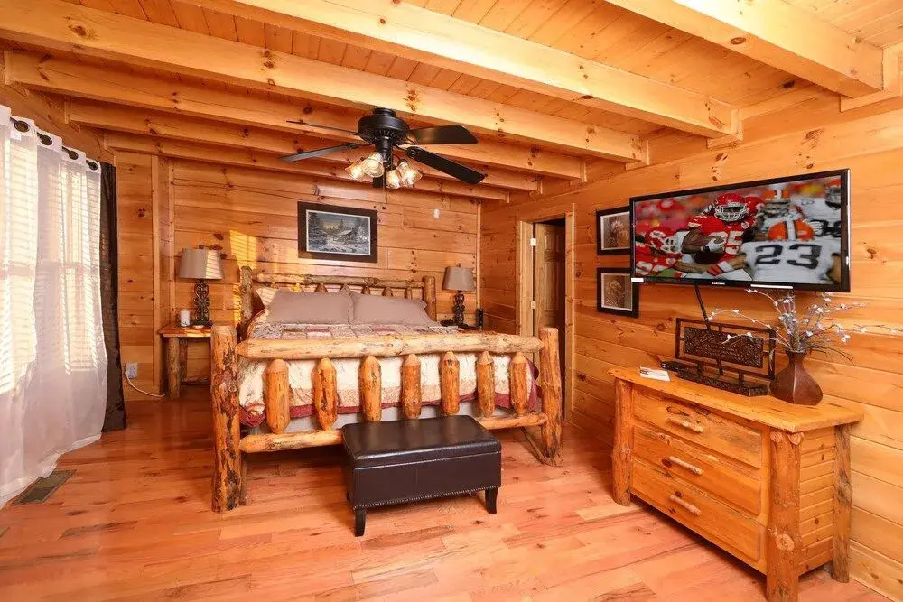 Amazing Grace - Two Bedroom Cabin