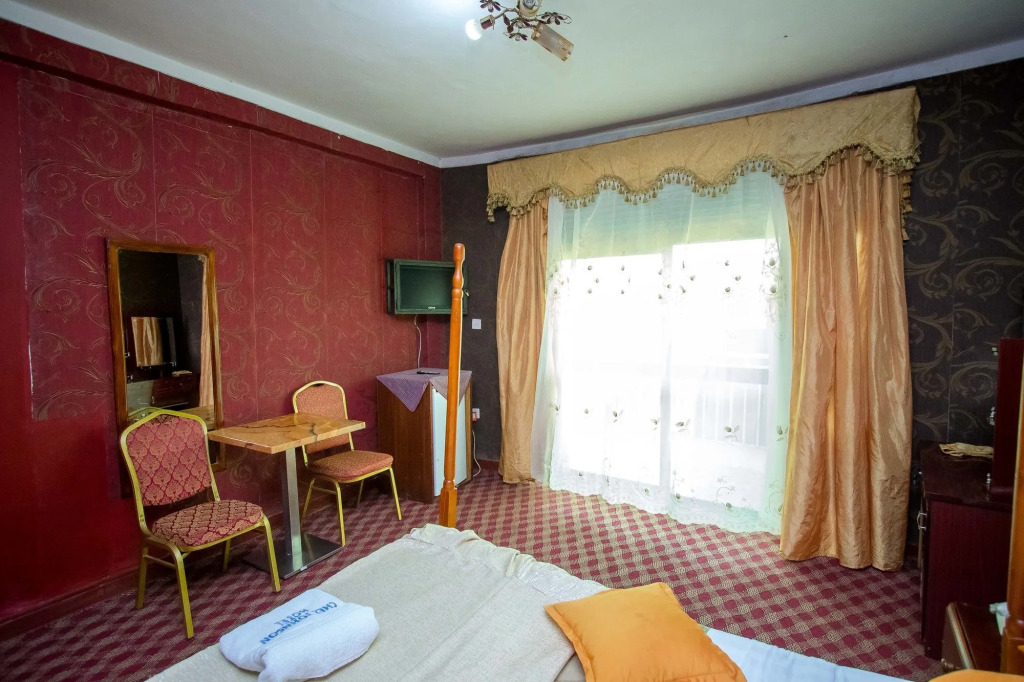 La Grand Chez Johnson Hotel Muyenga