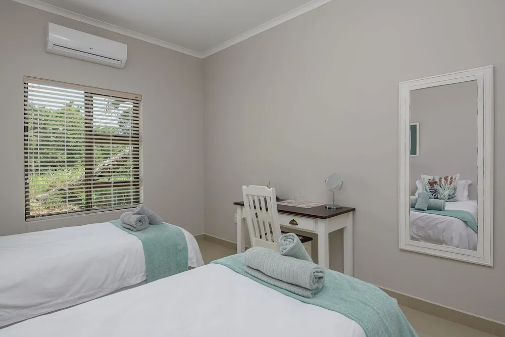 San Lameer Villa Rentals 14321