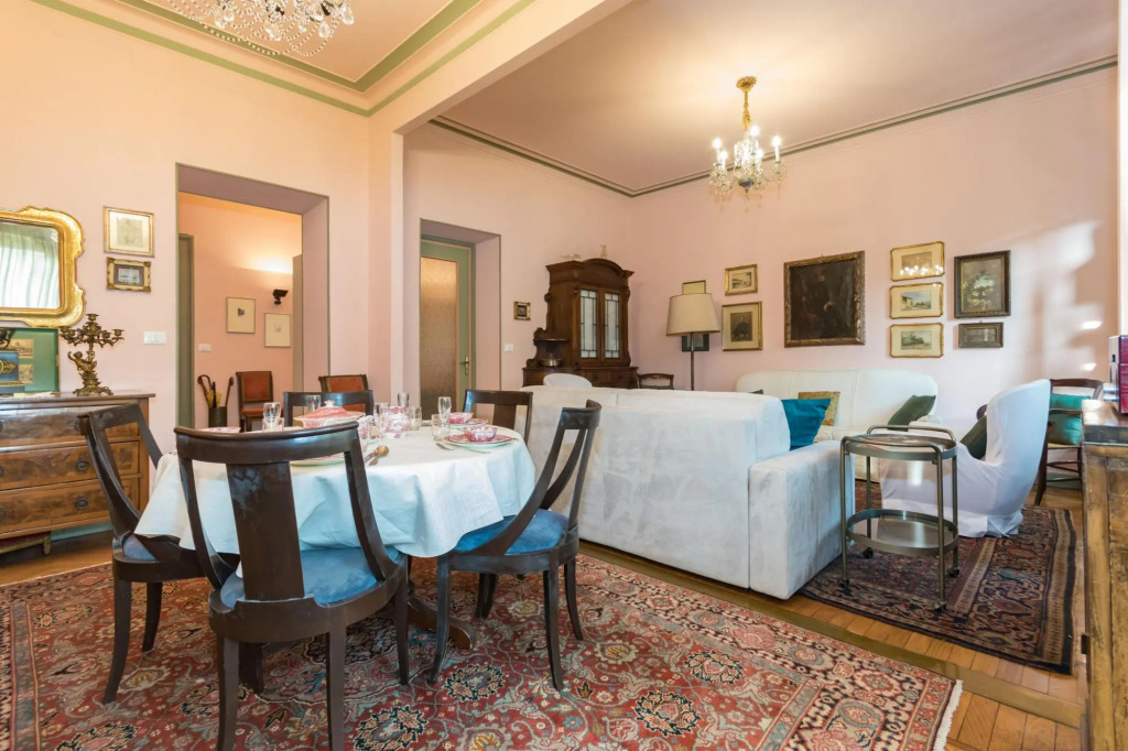 Elegante e Raffinato in Zona Crocetta by Wonderful Italy