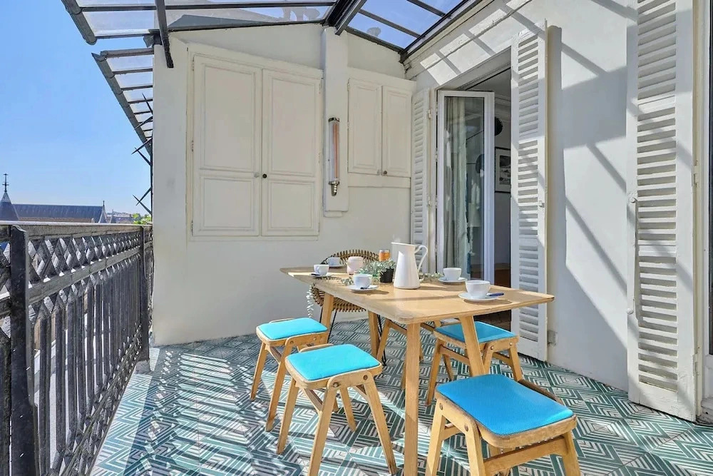 Superb Flat With Terrace in the Centre of Paris