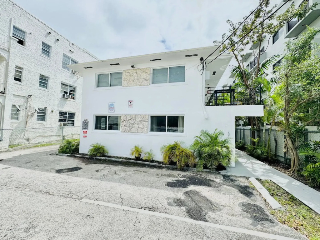 Book Now and Enjoy a Top Miami Location