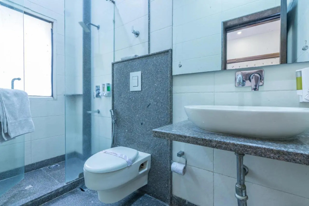 Rupam Hotel - Air Purified comfort