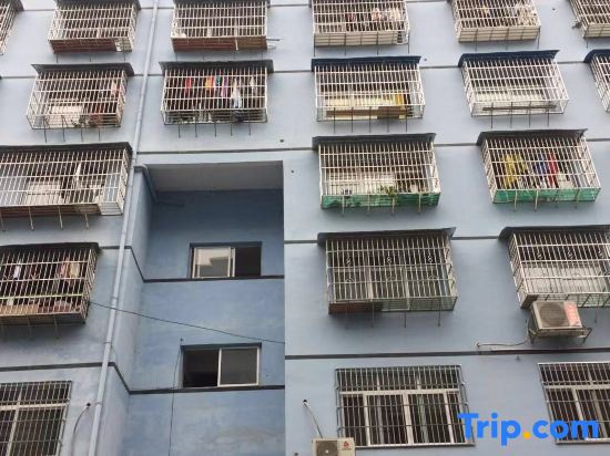 Jinping Weiai Theme Apartment