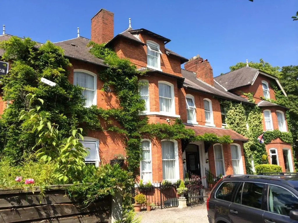 Lennox Lea Hotel