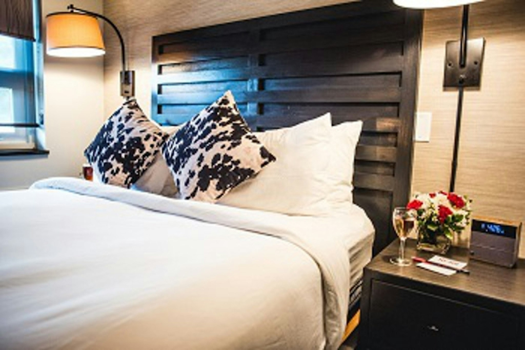 Hotel Hi-Ho - Contactless Check-In