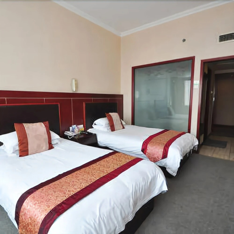 Xiong Zhen Hotel