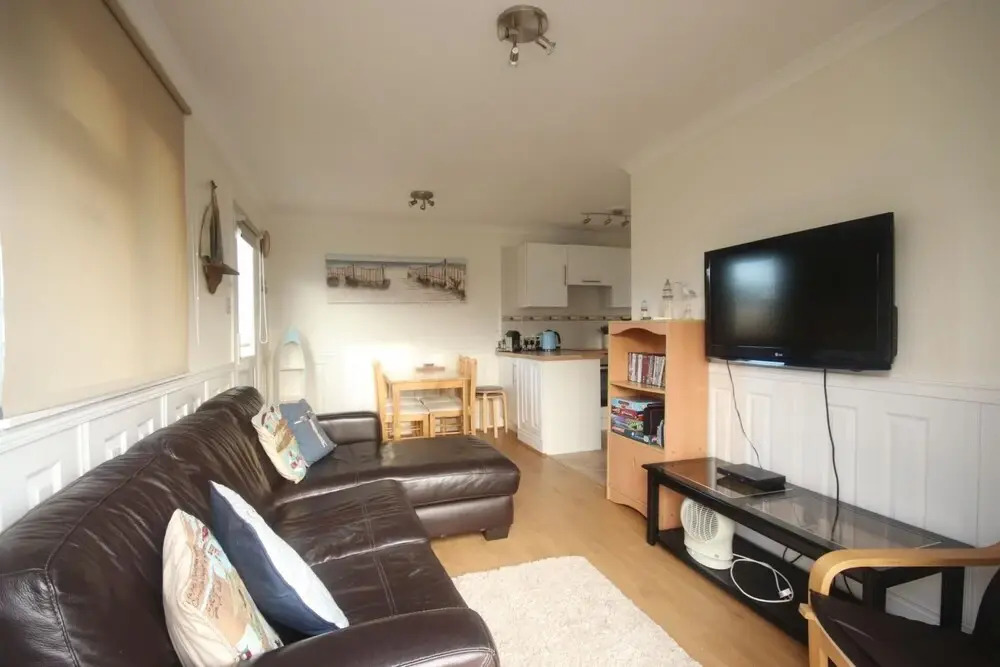 11B Medmerry Park 2 Bedroom Chalet