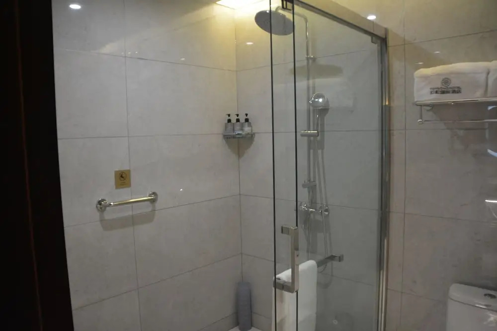 Yun Song Hotel