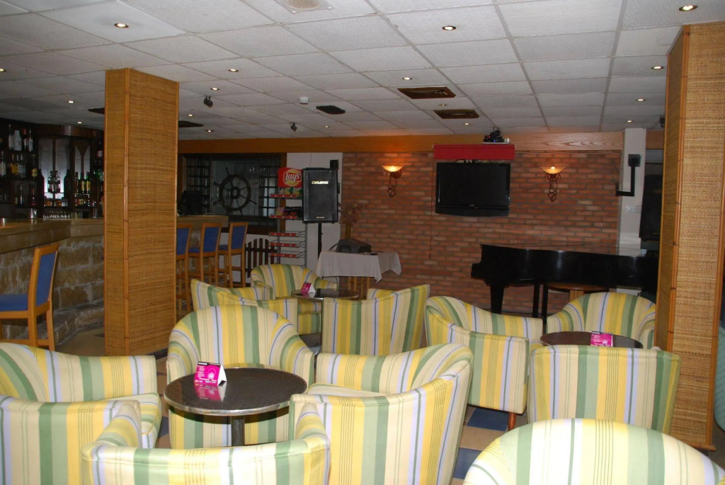 The Caravel Hotel