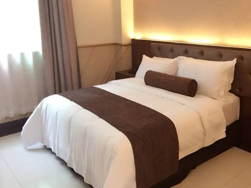 James Joyce Coffetel Hotel Guangzhou Xiaoping Metro Station
