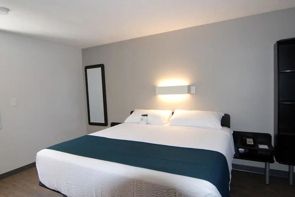 Motel 6-Saanichton, BC - Victoria Airport