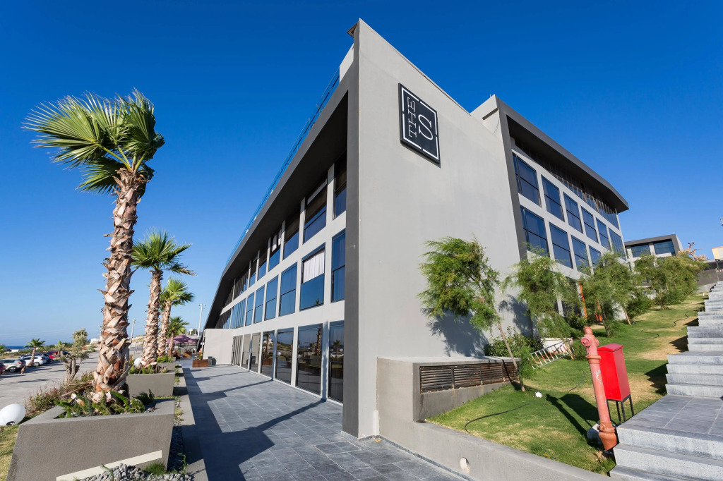 The S, an Ascend Hotel Collection Member