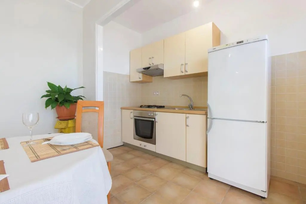Bulat Sea View Apartments
