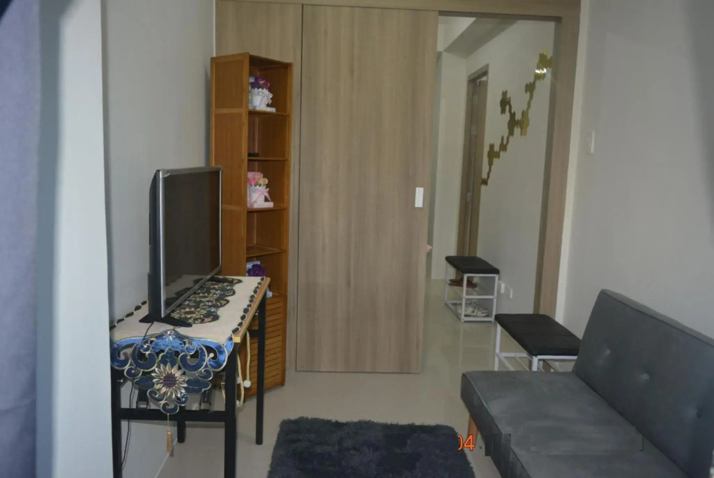 Paranaque SM-Sucat Field Res. Bldg 5, 2/F, 2BR with Balcony