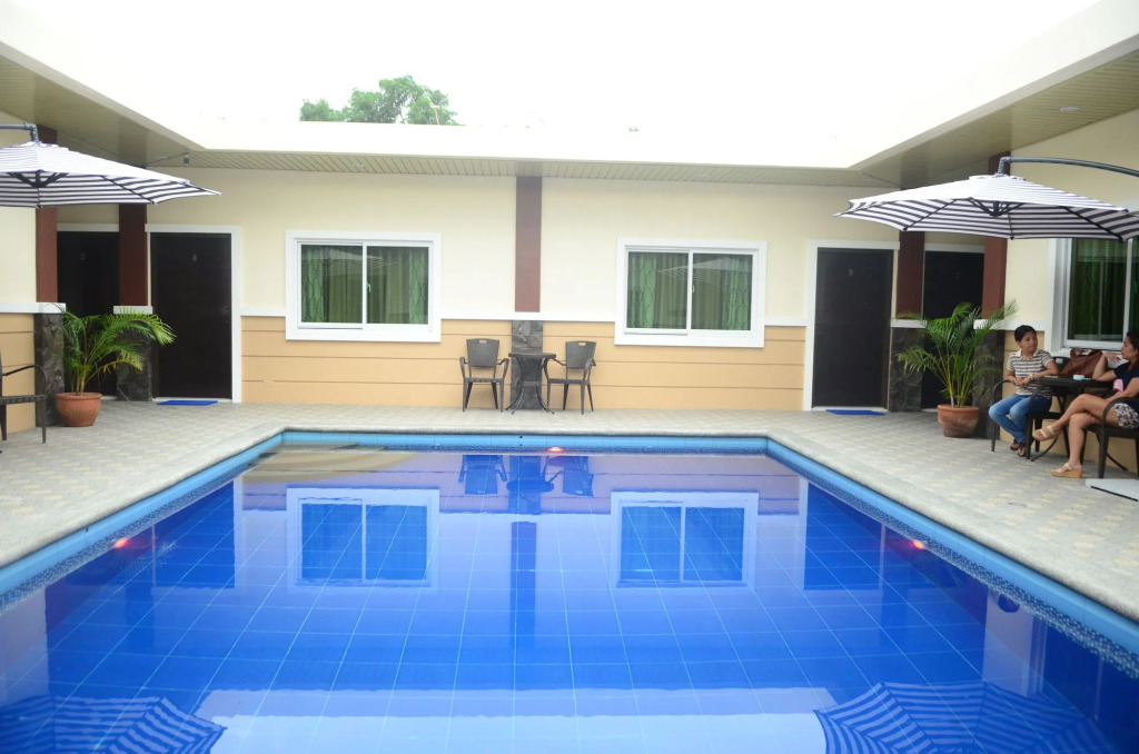 Jo Carters Hotel and Suites Angeles City