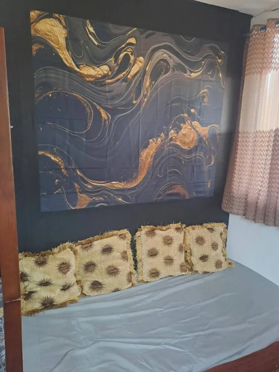 Tribal Bliss Private Resort in Lipa Batangas, a Privat Guest Room With Pool