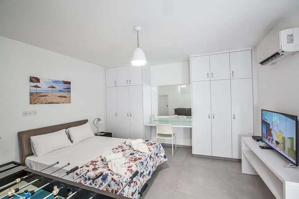 Villa Ochosto Helios - Beautiful 5 Bedroom Protaras Villa - Walking Distance