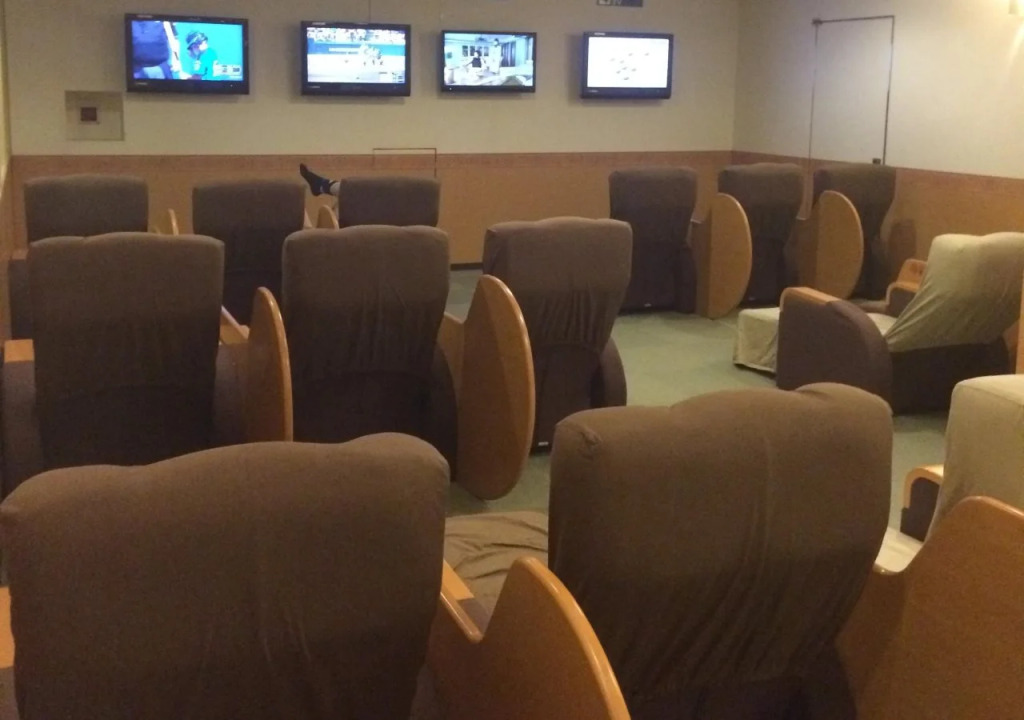Capsule Hotel Asahi Plaza Shinsaibashi