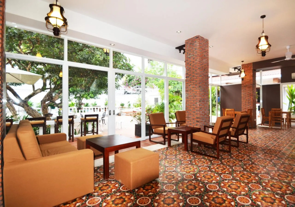 Skyline Boutique Hotel